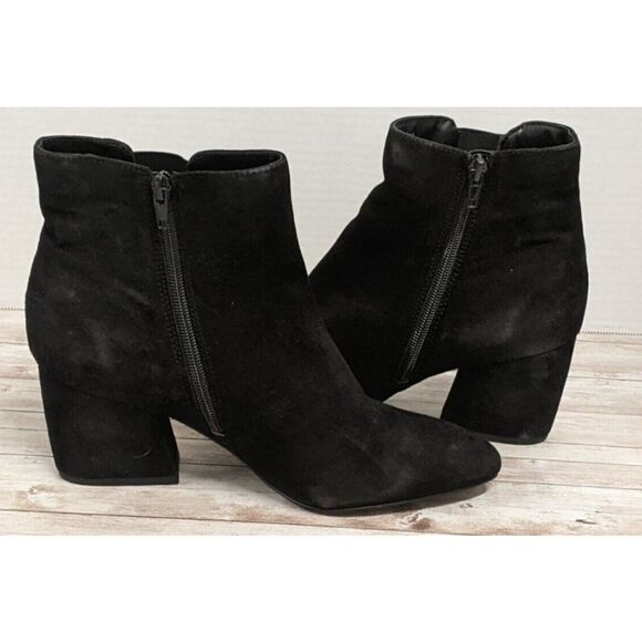 Bleecker & Bond Lina Womens Size 9.5 M Black Almond Toe Block Heel Ankle Booties - Picture 6 of 11